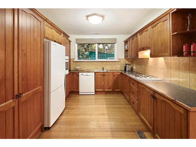 24 Munro Street, Mitcham VIC 3132