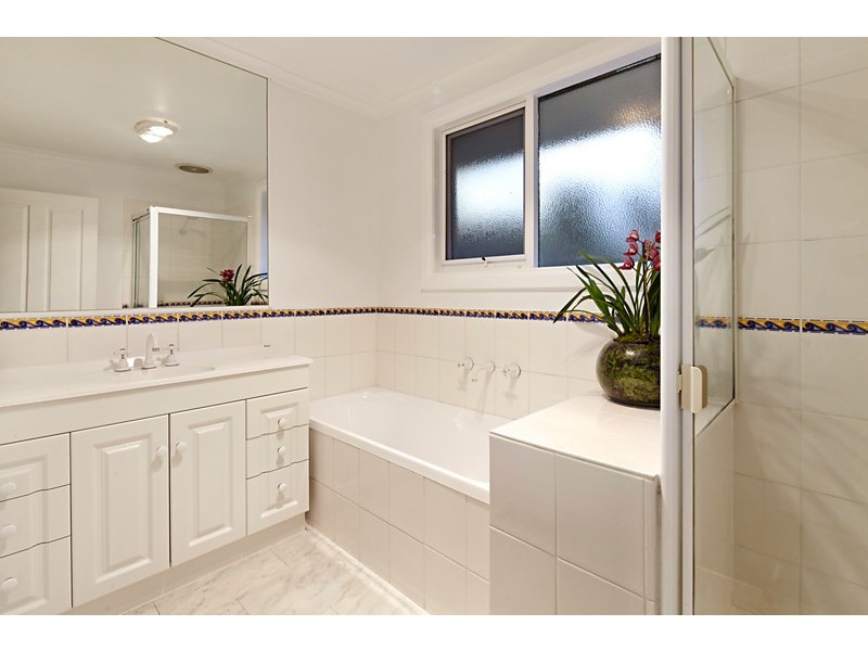 24 Munro Street, Mitcham VIC 3132