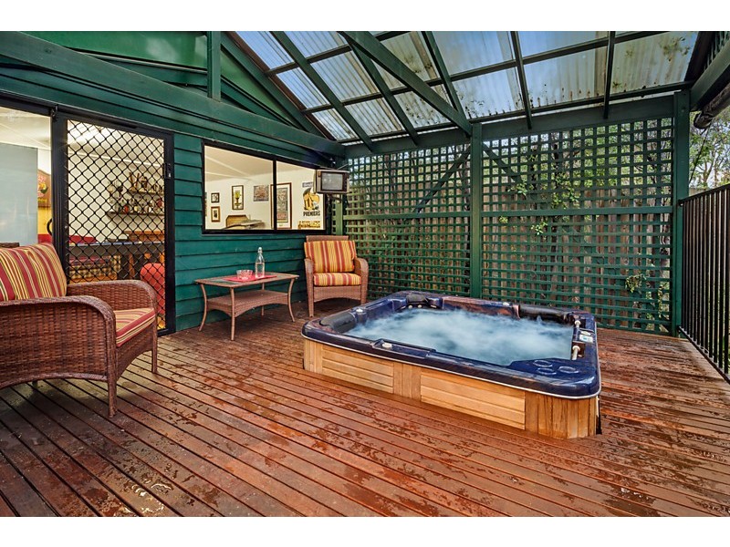 24 Munro Street, Mitcham VIC 3132