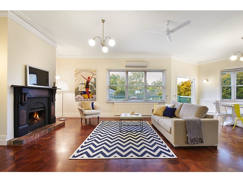 13 Walker Avenue, Mitcham VIC 3132