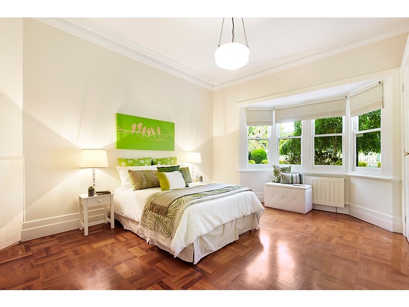 13 Walker Avenue, Mitcham VIC 3132