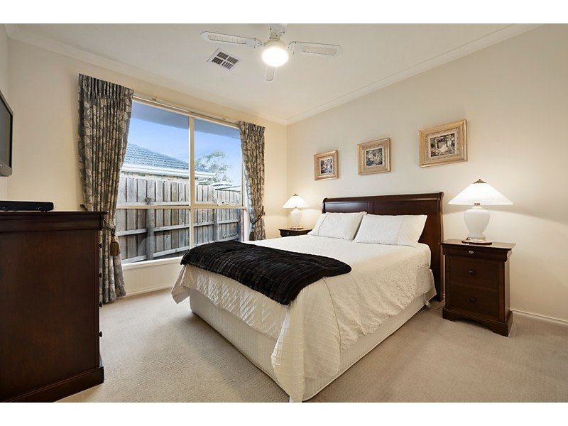 1/12 Burcote Street, Blackburn North VIC 3130