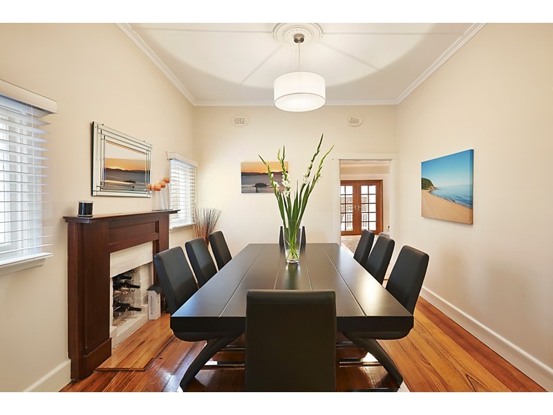 8 Springfield Road, Blackburn VIC 3130