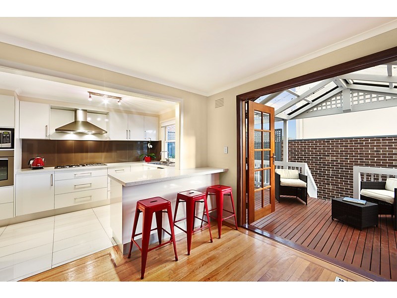 8 Springfield Road, Blackburn VIC 3130