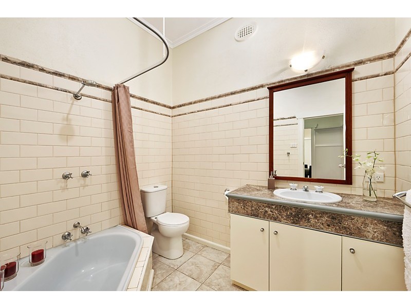 8 Springfield Road, Blackburn VIC 3130