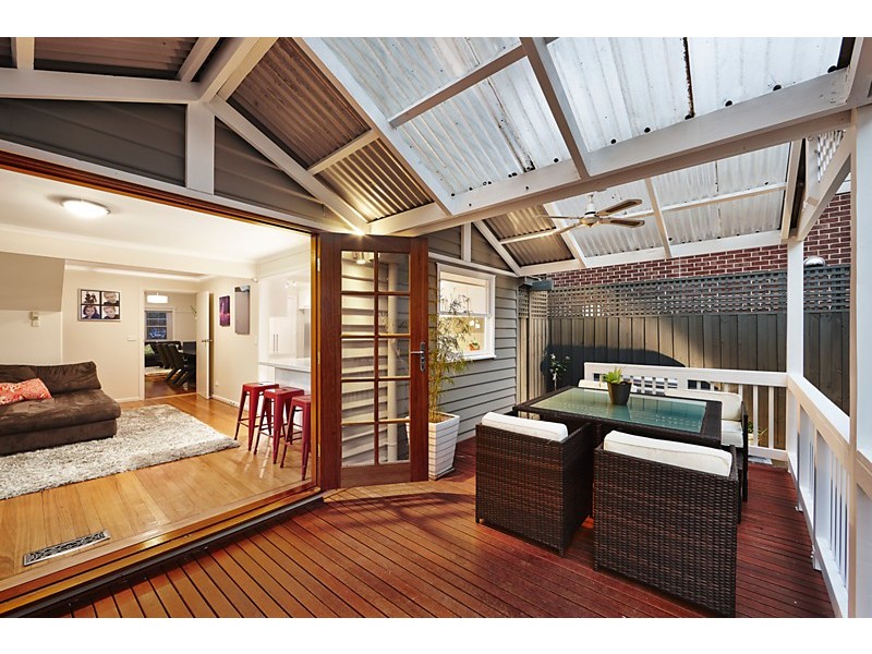 8 Springfield Road, Blackburn VIC 3130