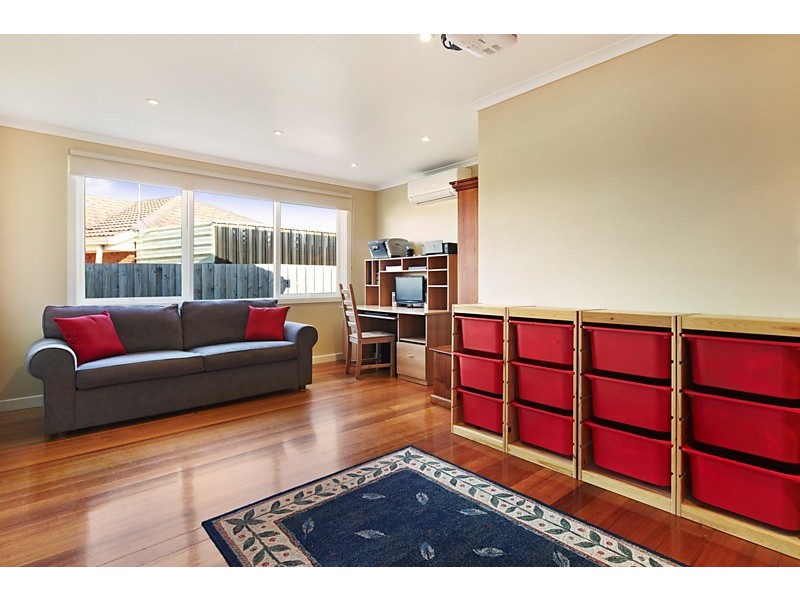 35 Selkirk Avenue, Wantirna VIC 3152