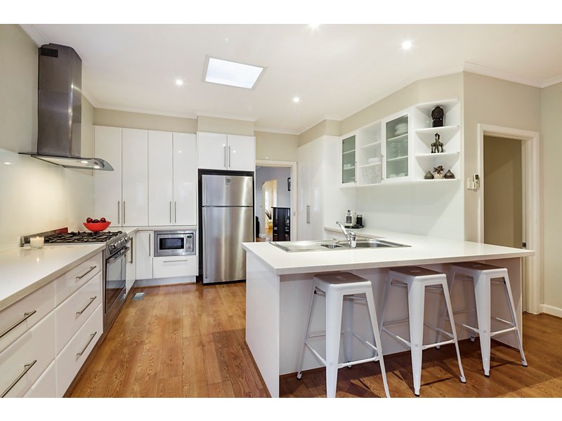 1 Alwyn Court, Mitcham VIC 3132