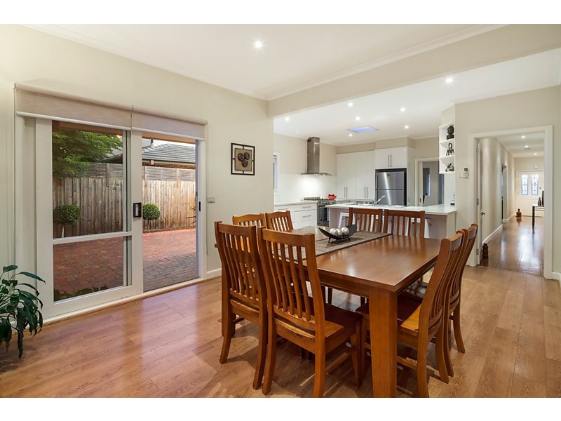 1 Alwyn Court, Mitcham VIC 3132