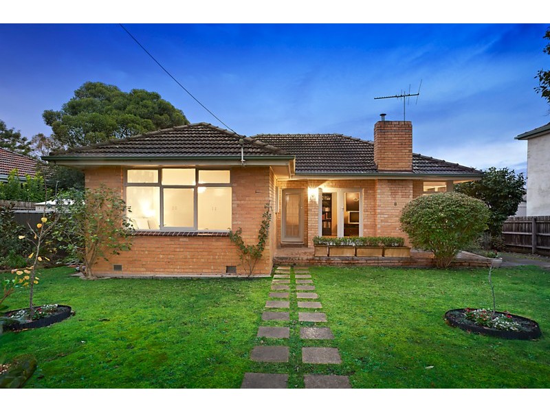 8 Laughlin Avenue, Nunawading VIC 3131