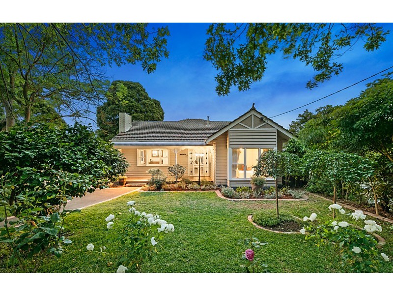 16 Pope Road, Blackburn VIC 3130