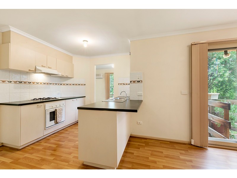 2/229 Canterbury Road, Blackburn VIC 3130