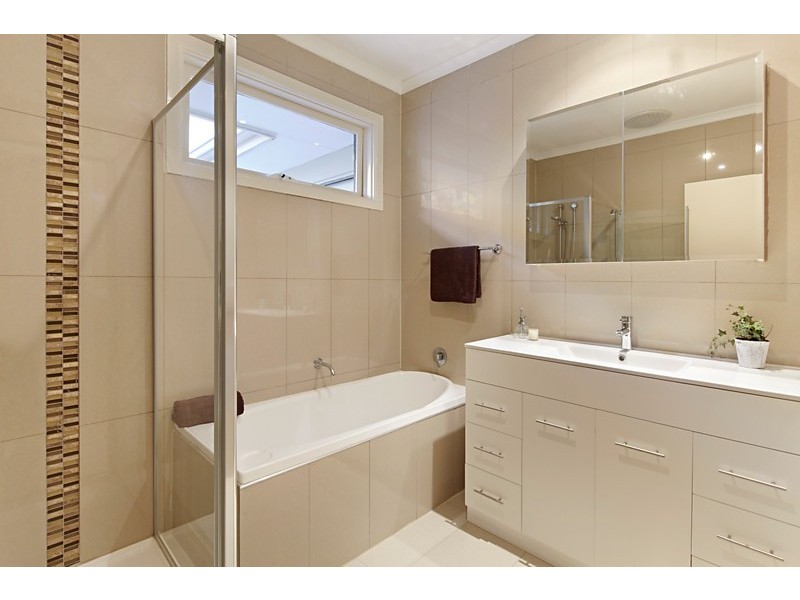 141 Holland Road, Blackburn South VIC 3130