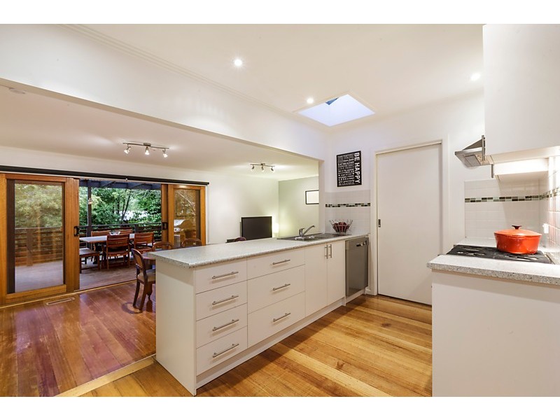 7 Amber Street, Forest Hill VIC 3131