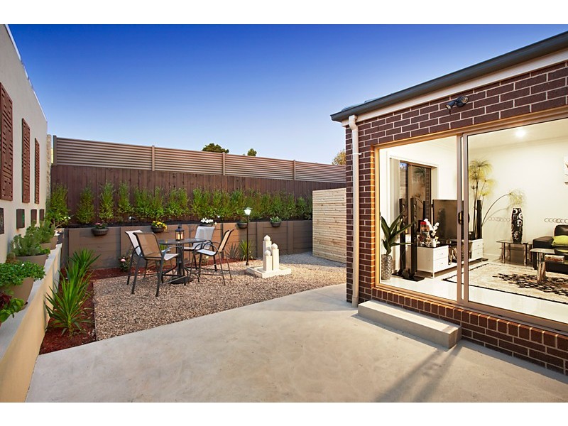 27 Cresswell Crescent, Mitcham VIC 3132