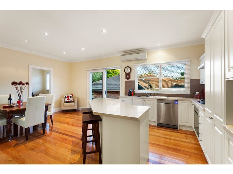 1/350 Middleborough Road, Blackburn VIC 3130