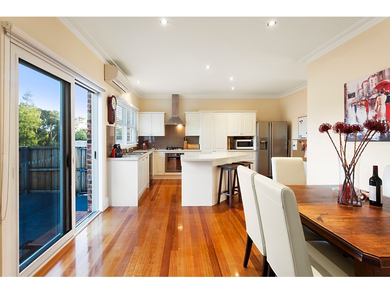 1/350 Middleborough Road, Blackburn VIC 3130