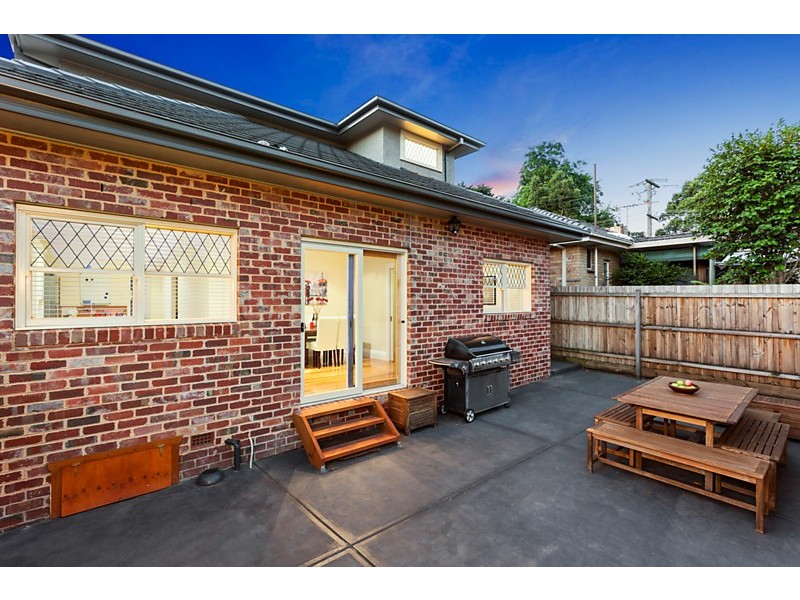 1/350 Middleborough Road, Blackburn VIC 3130