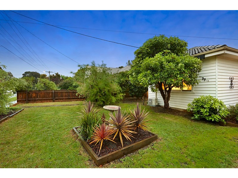27 Patricia Road, Blackburn VIC 3130