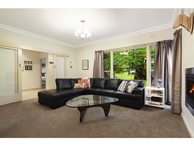 4 Ronley Street, Blackburn VIC 3130
