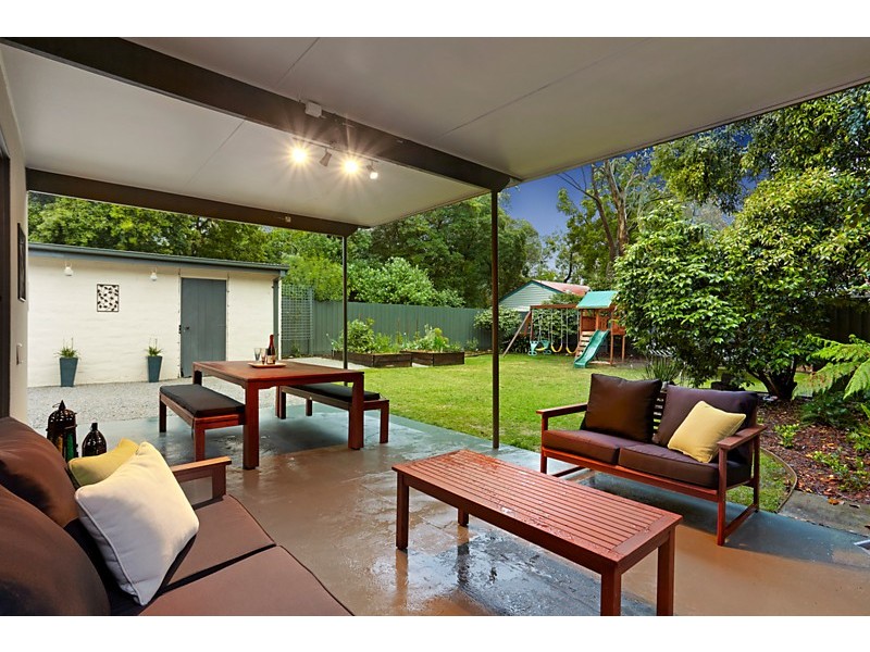4 Ronley Street, Blackburn VIC 3130