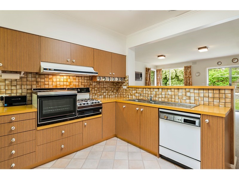 18 Ashwood Drive, Nunawading VIC 3131