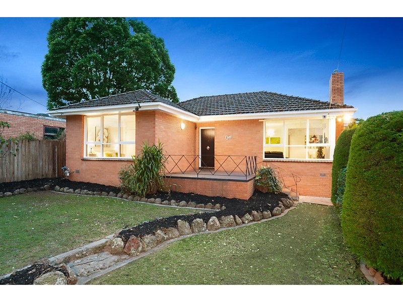 1 Stirling Road, Blackburn South VIC 3130