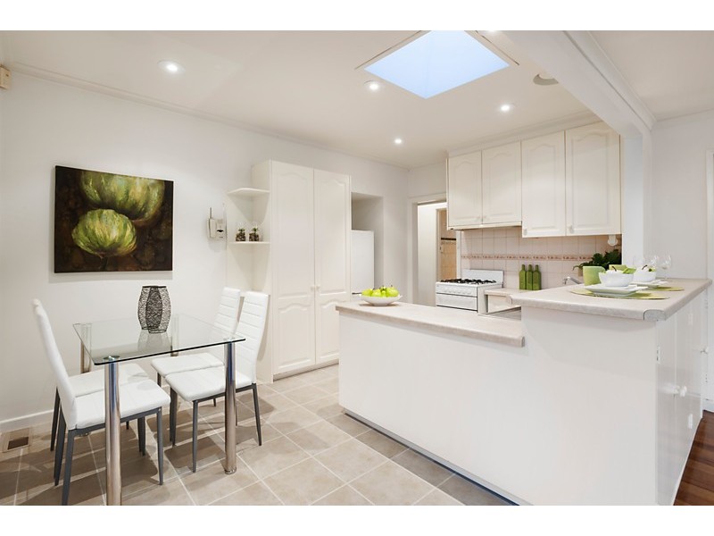 1 Stirling Road, Blackburn South VIC 3130