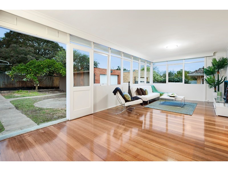 1 Stirling Road, Blackburn South VIC 3130