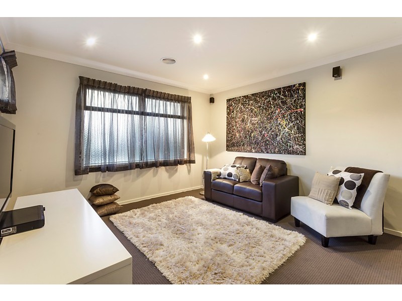 11 Iris Court, Blackburn North VIC 3130