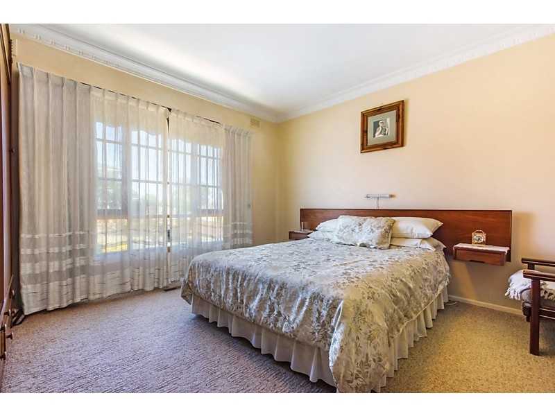 41 Russell Crescent, Doncaster East VIC 3109