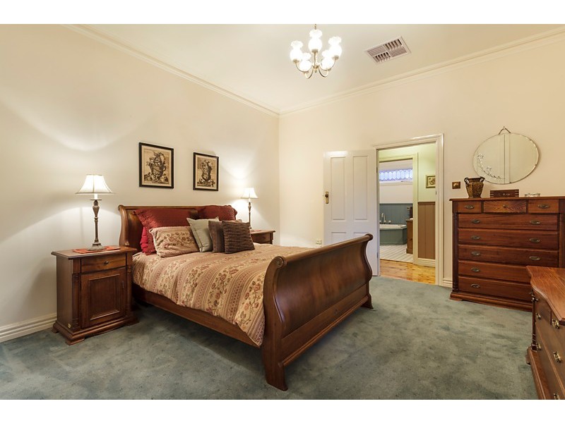 25 Philip Street, Vermont VIC 3133