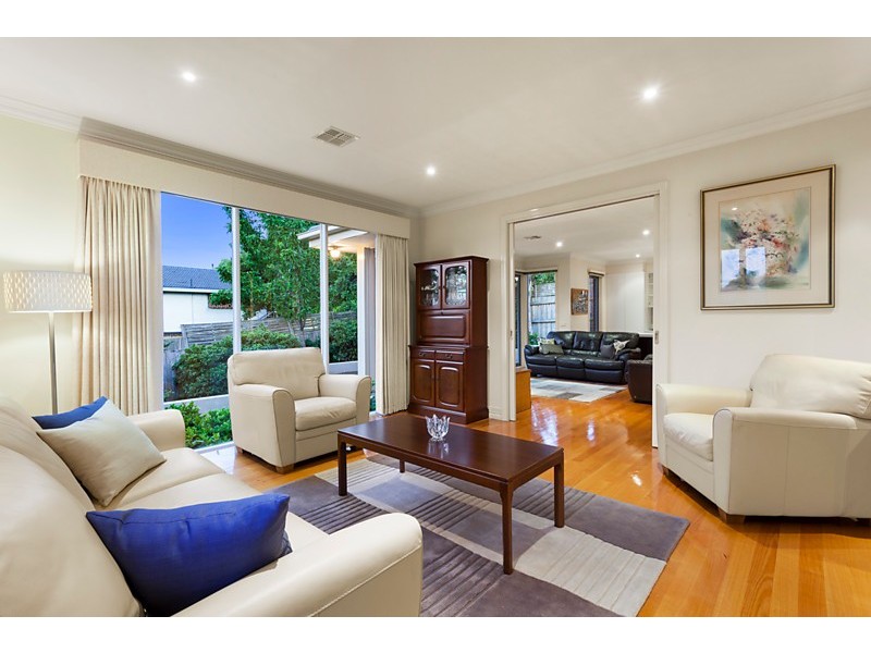 2/12 Centre Road, Vermont VIC 3133