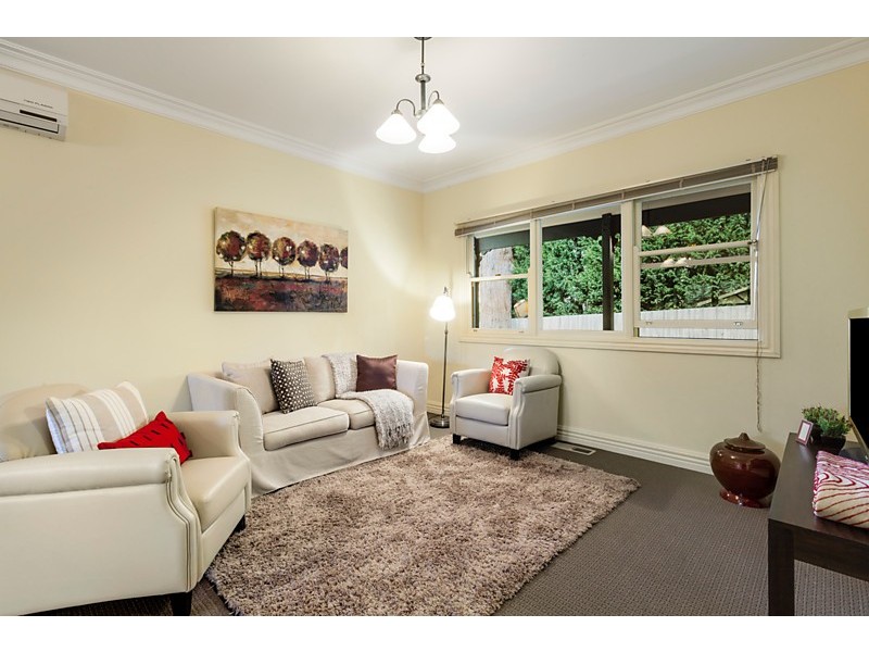 2/13 Creek Road, Mitcham VIC 3132