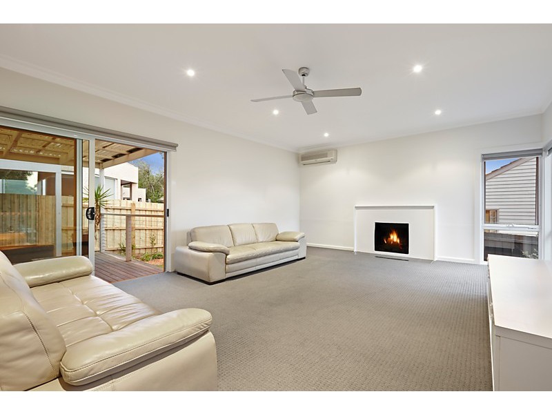 10 Doulton Avenue, Heathmont VIC 3135