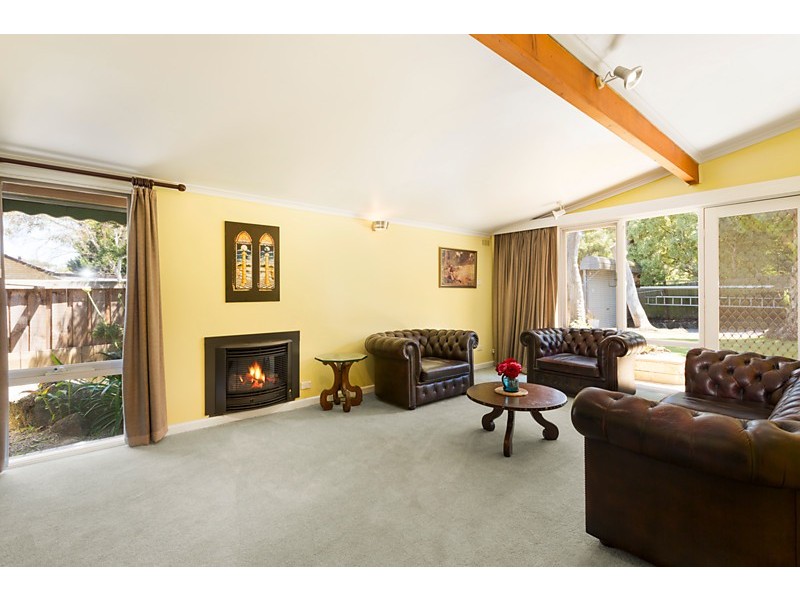 9 Henwood Street, Forest Hill VIC 3131