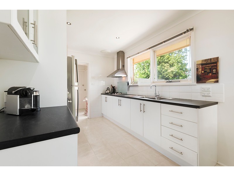 10 Dundee Street, Blackburn South VIC 3130