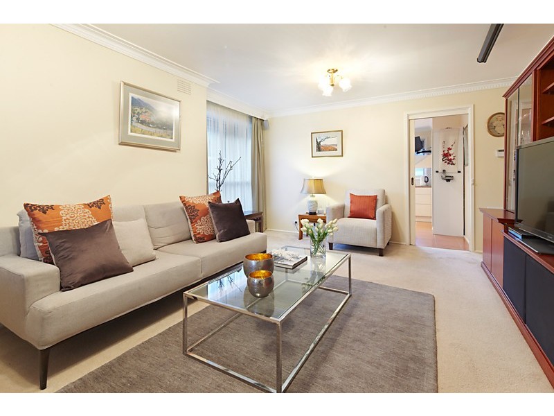 2/21 Wellington Road, Box Hill VIC 3128
