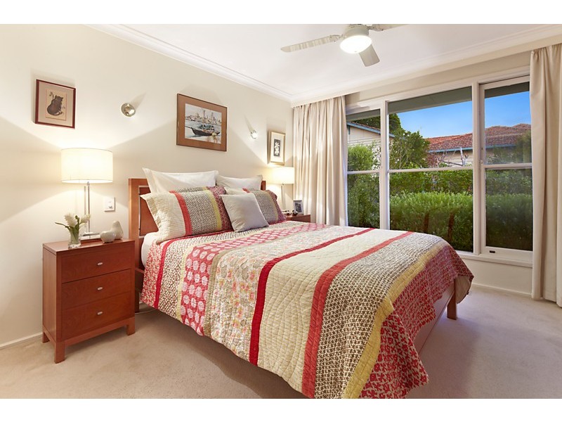 2/21 Wellington Road, Box Hill VIC 3128