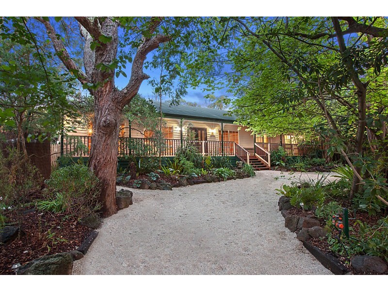 31 Myrtle Grove, Blackburn VIC 3130
