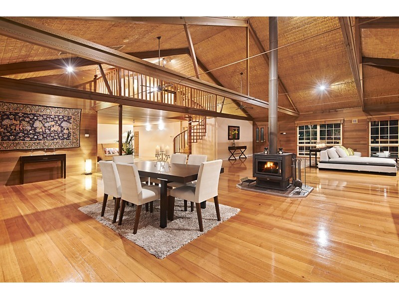 31 Myrtle Grove, Blackburn VIC 3130