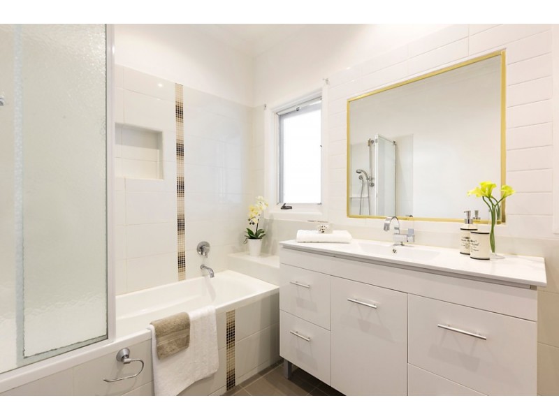 1/12 Wilton Street, Blackburn North VIC 3130