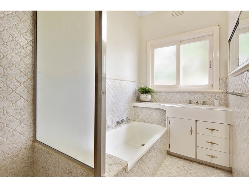 36 Salisbury Avenue, Blackburn VIC 3130