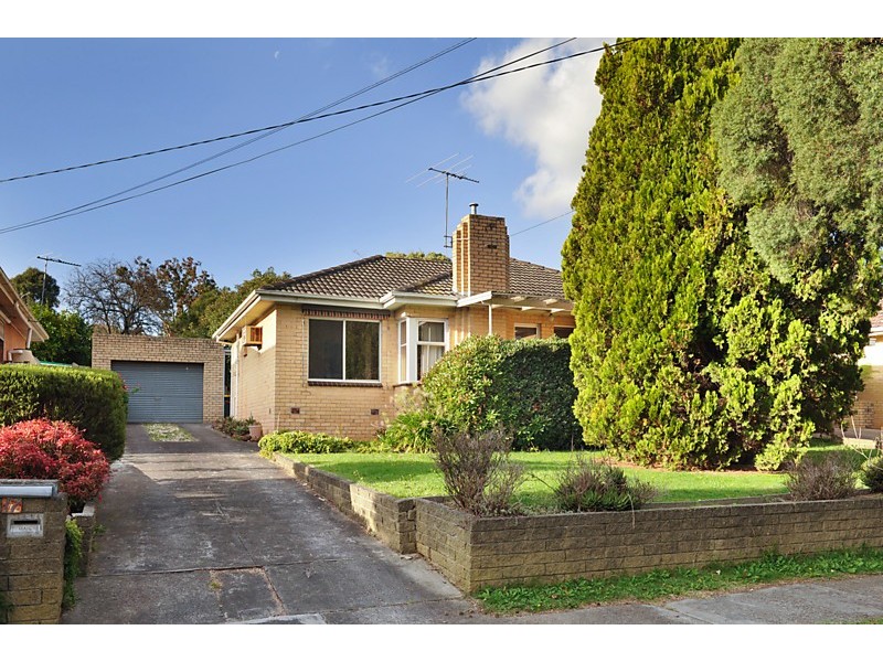 17 Compton Street, Mitcham VIC 3132