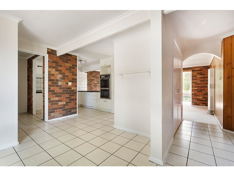 2a McGhee Avenue, Mitcham VIC 3132