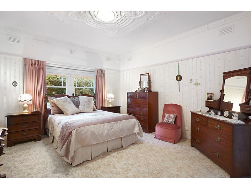 22 Main Street, Blackburn VIC 3130