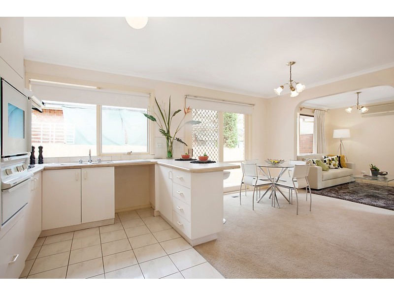 2/3 East India Avenue, Nunawading VIC 3131