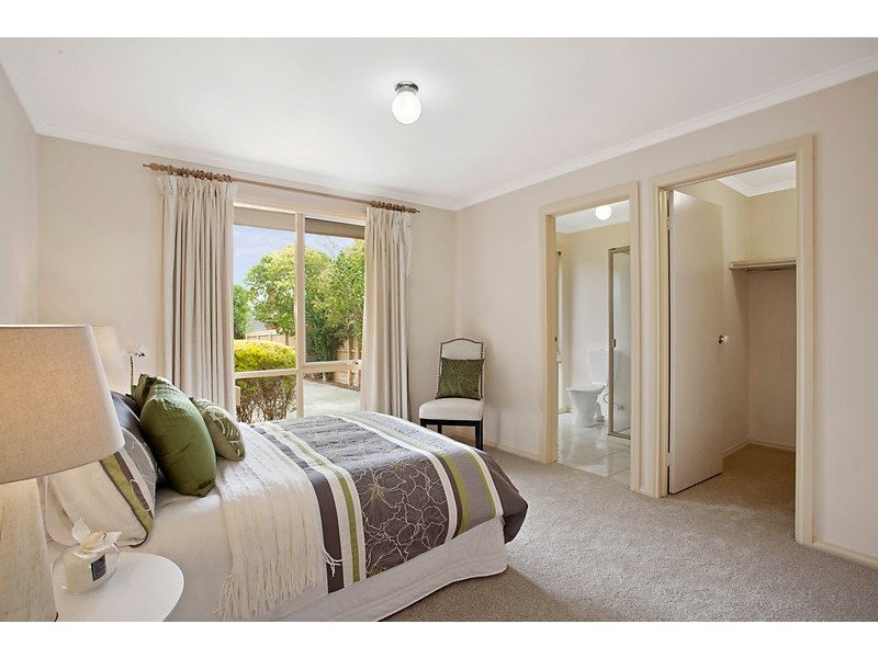 2/3 East India Avenue, Nunawading VIC 3131