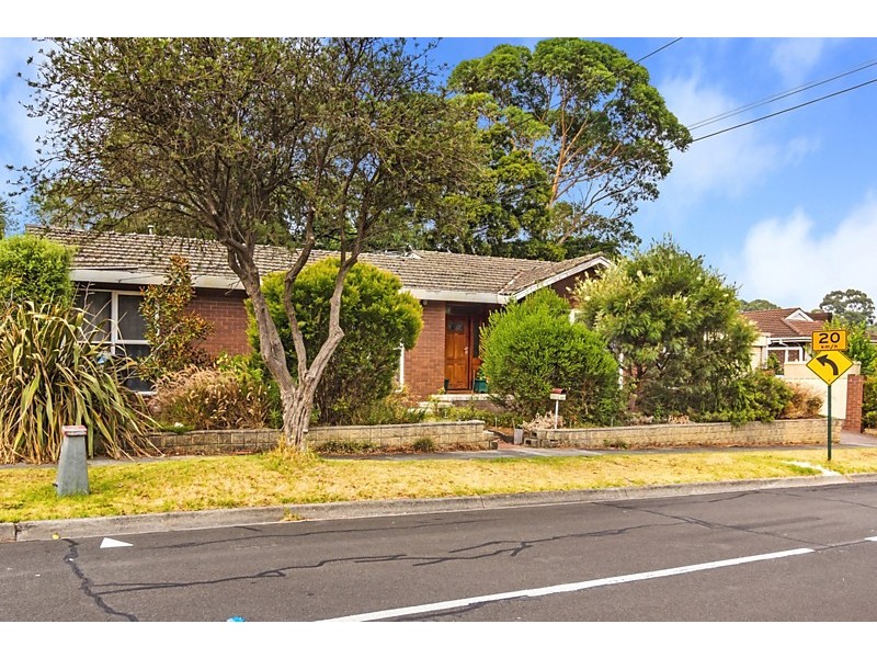 243 Gallaghers Rd & 45 Driftwood Dve, Glen Waverley VIC 3150