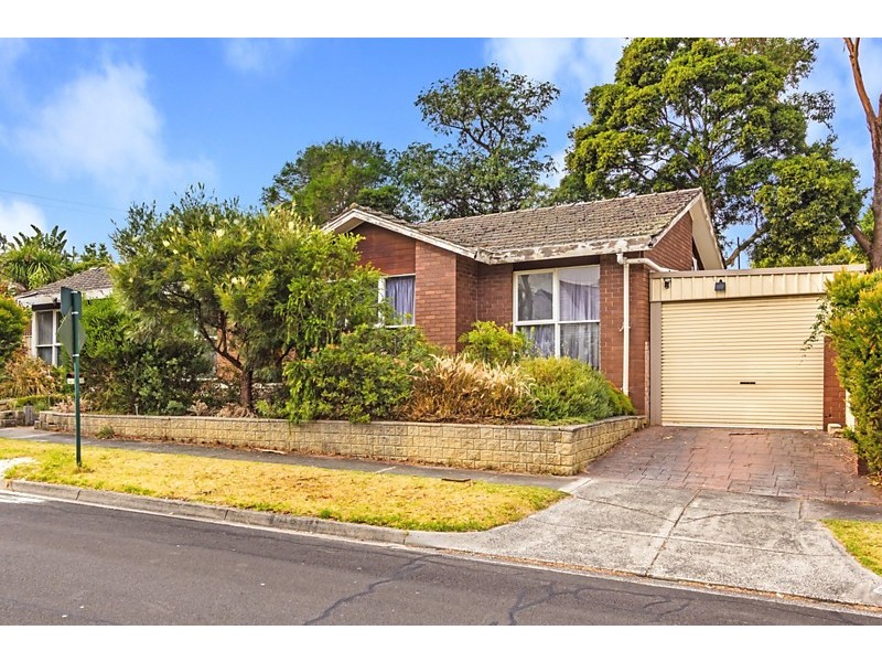 243 Gallaghers Rd & 45 Driftwood Dve, Glen Waverley VIC 3150